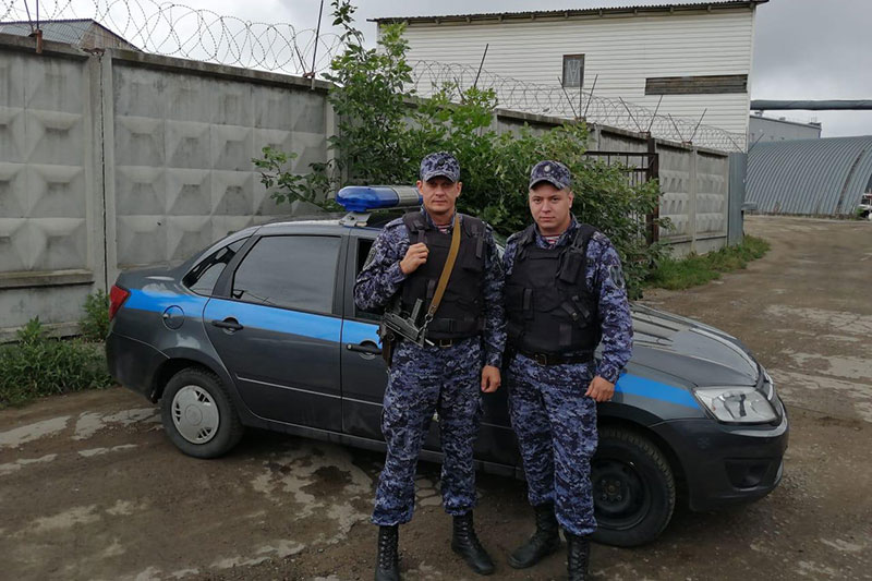 В Москве сотрудники Росгвардии пресекли попытку угона охраняемого автомобиля