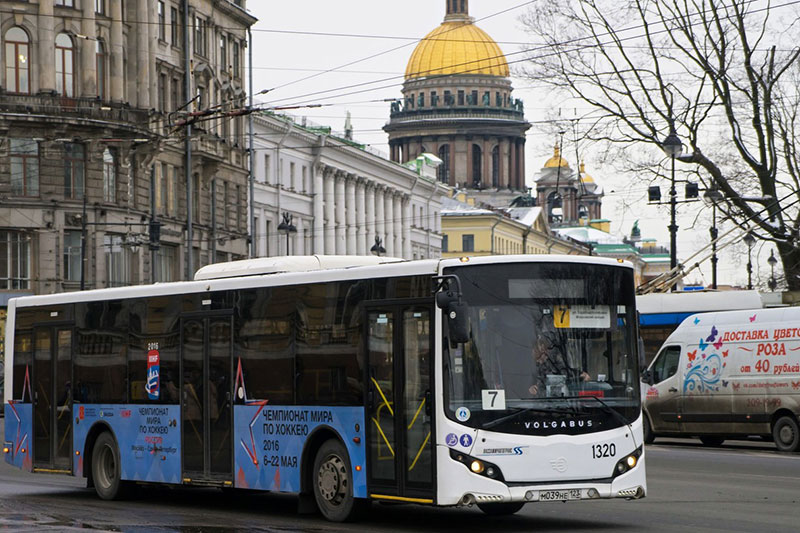 Росгвардия будет охранять кондукторов в общественном транспорте Петербурга