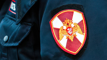 В Новосибирске сотрудники вневедомственной охраны Росгвардии предотвратили угон автомобиля