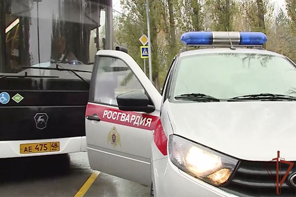 Общественный транспорт в Липецкой области взят под охрану Росгвардией (видео)